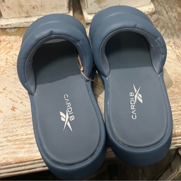 Reebok Cardi B Chunky Straps Blue Slide Sandals NWT Size 11 - Picture 2 of 8